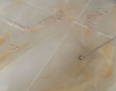 喀什地瓷砖空鼓维修公司分享粘合剂选择不当在瓷砖铺贴过程中可能导致以下问题